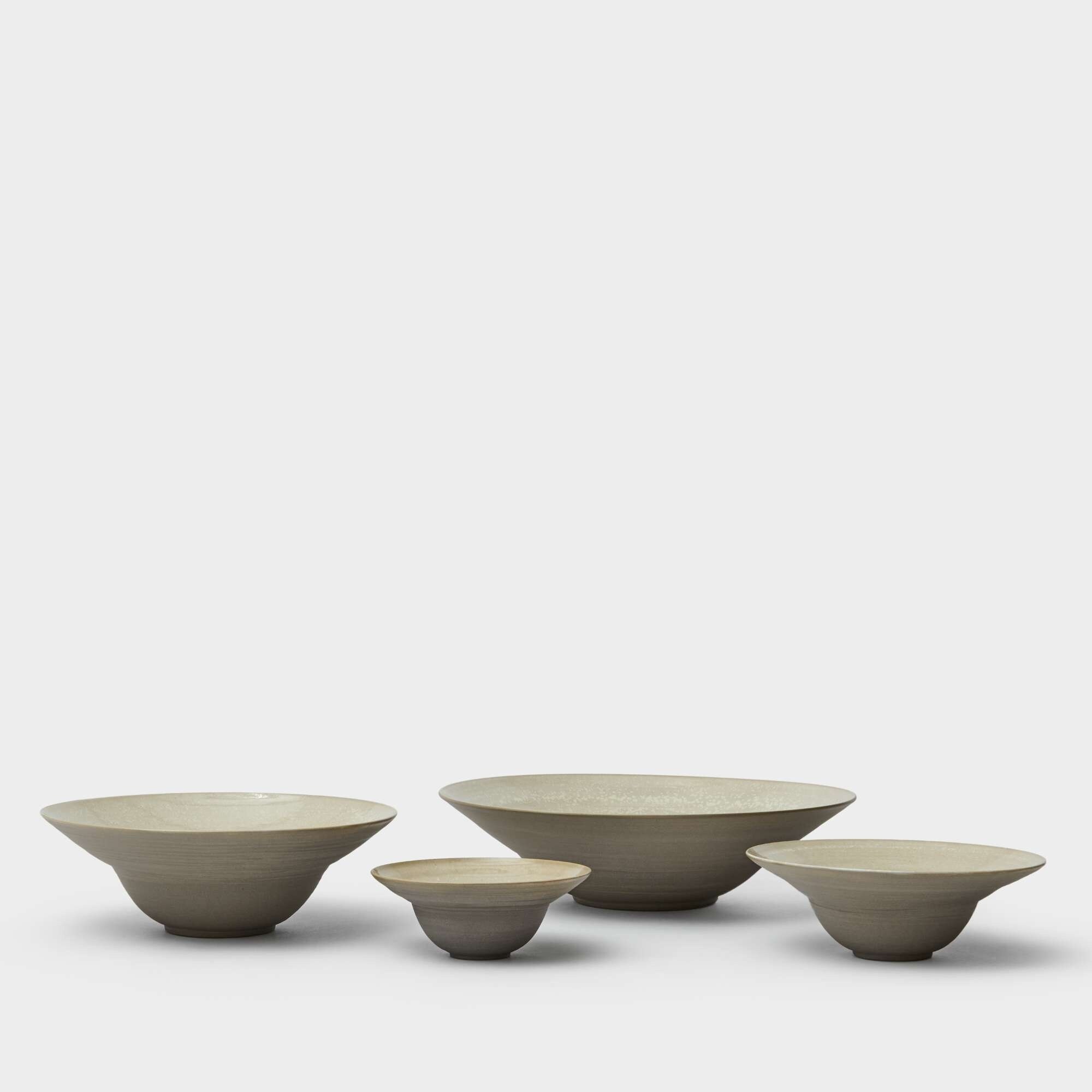 Skål med kant krystallglasur/brun 18 cm