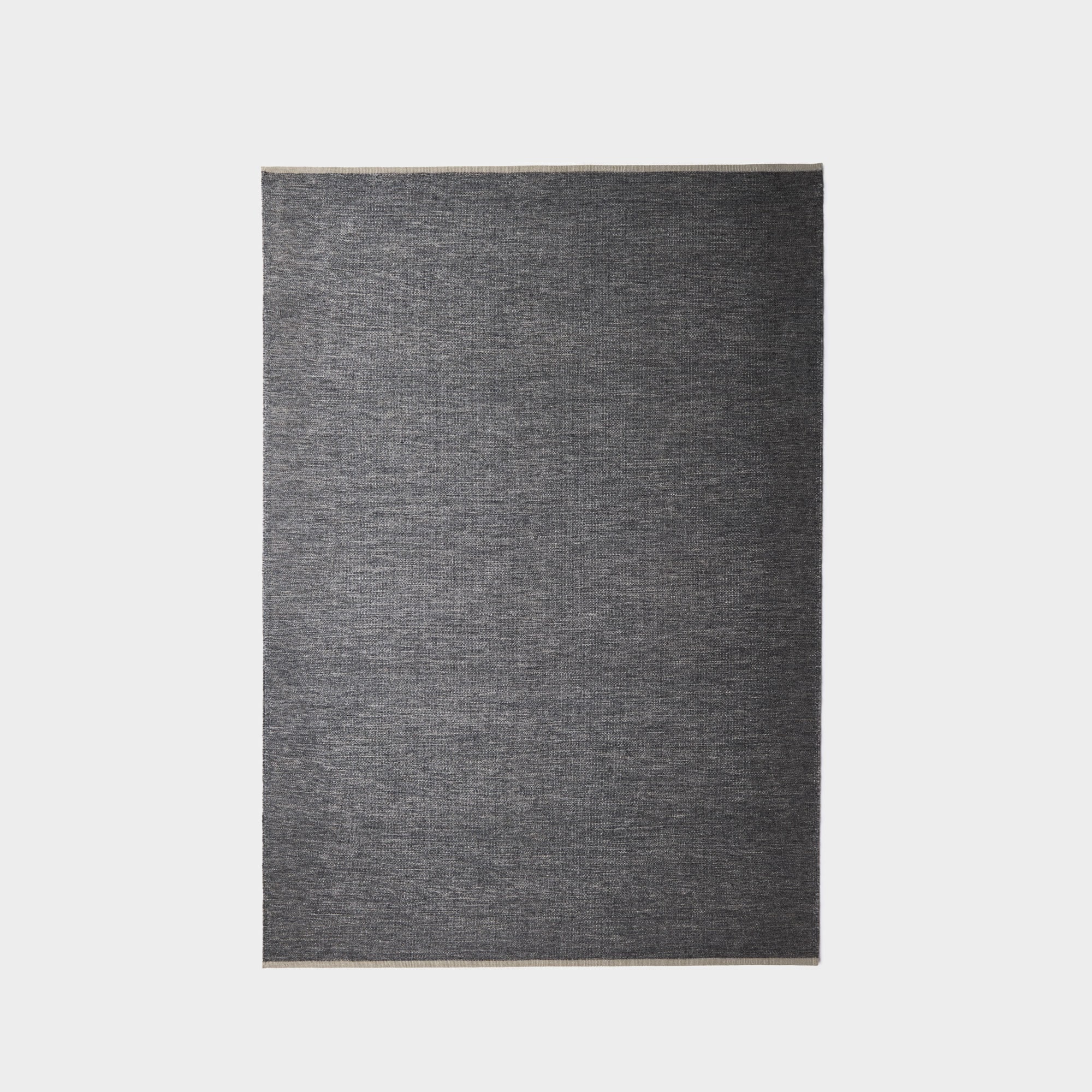 Teppe Plain Grey