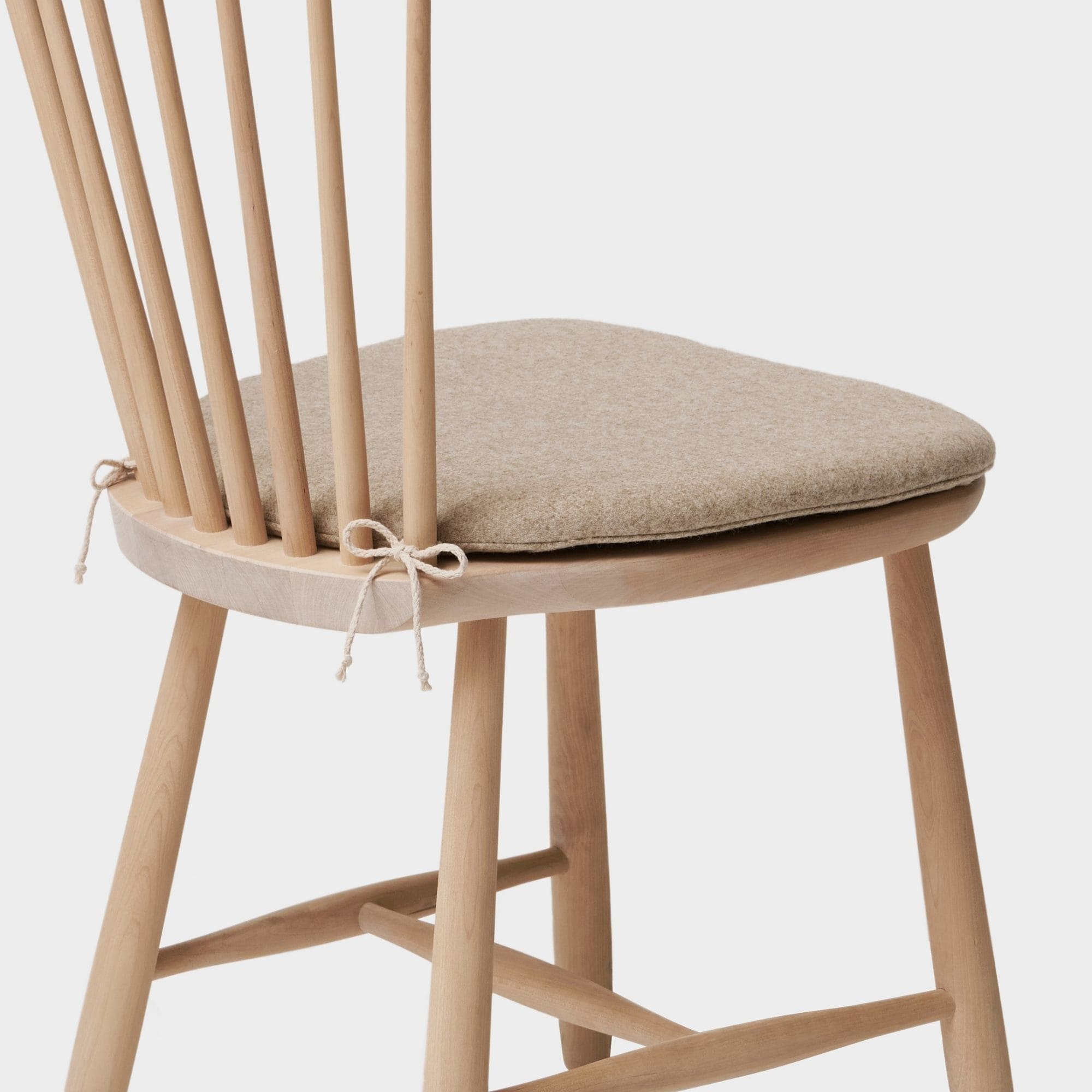 Pinnestol Stolpute Ull 100 beige